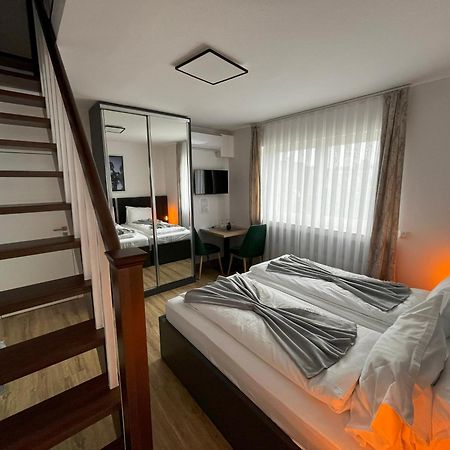 Haven Hotels - Hotel Dona Bergisch Gladbach Esterno foto
