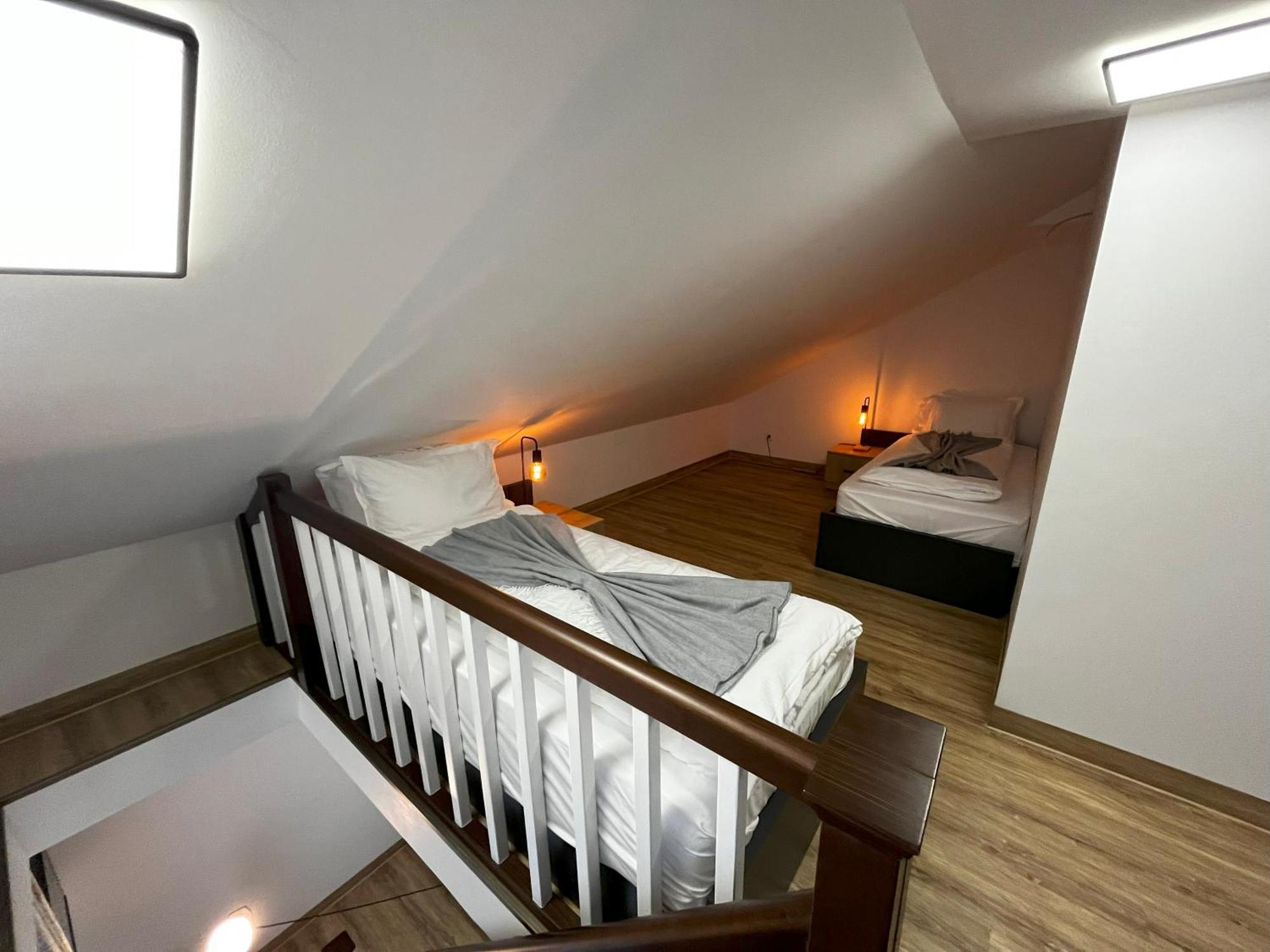 Haven Hotels - Hotel Dona Bergisch Gladbach Esterno foto