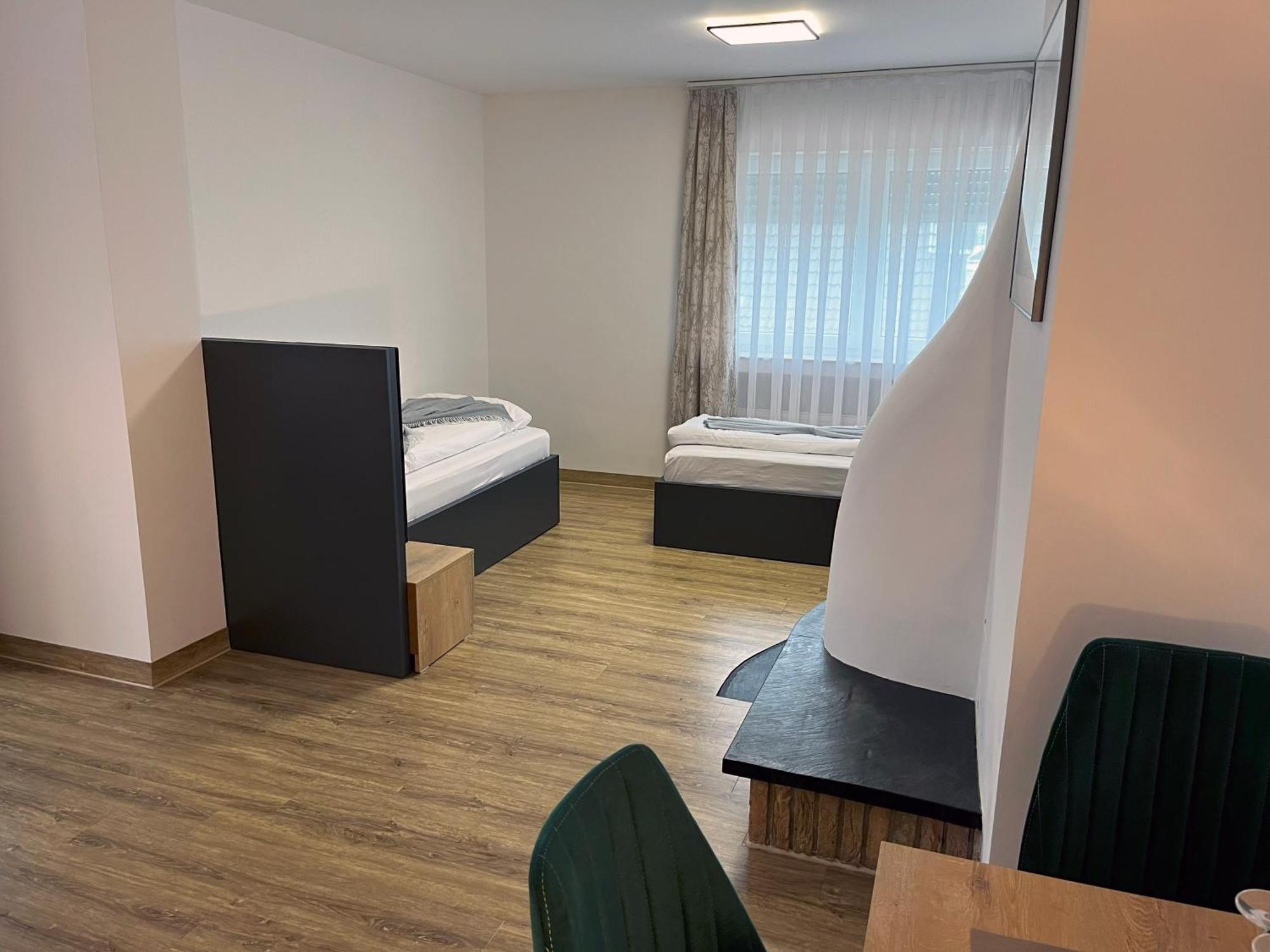 Haven Hotels - Hotel Dona Bergisch Gladbach Esterno foto