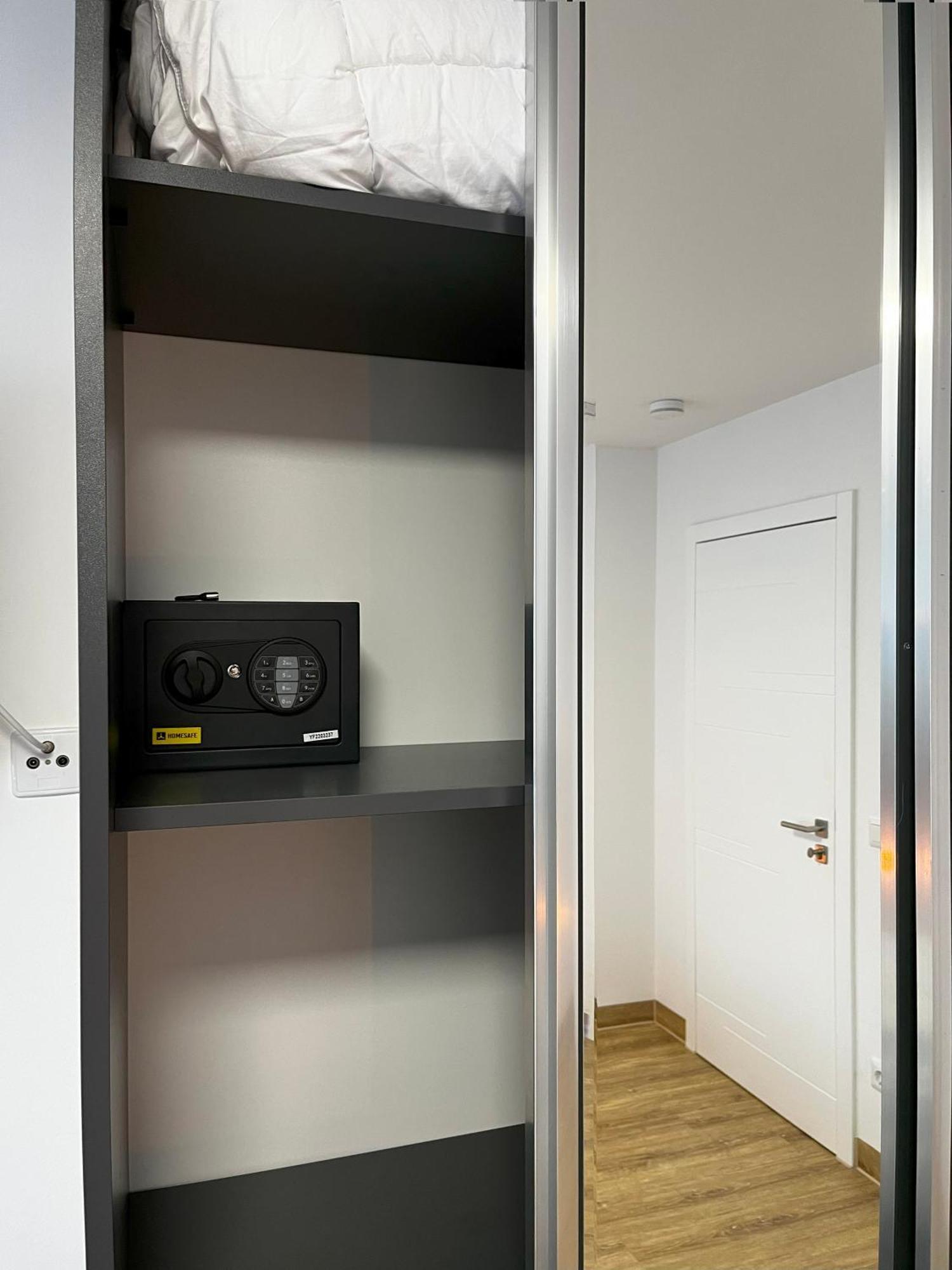 Haven Hotels - Hotel Dona Bergisch Gladbach Esterno foto