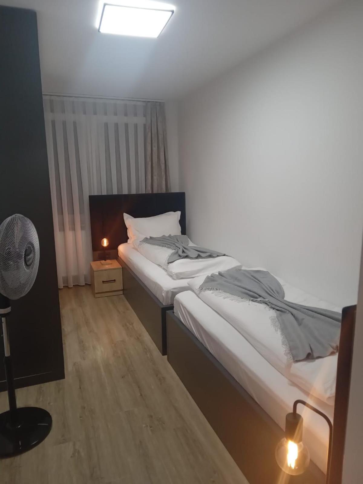 Haven Hotels - Hotel Dona Bergisch Gladbach Esterno foto