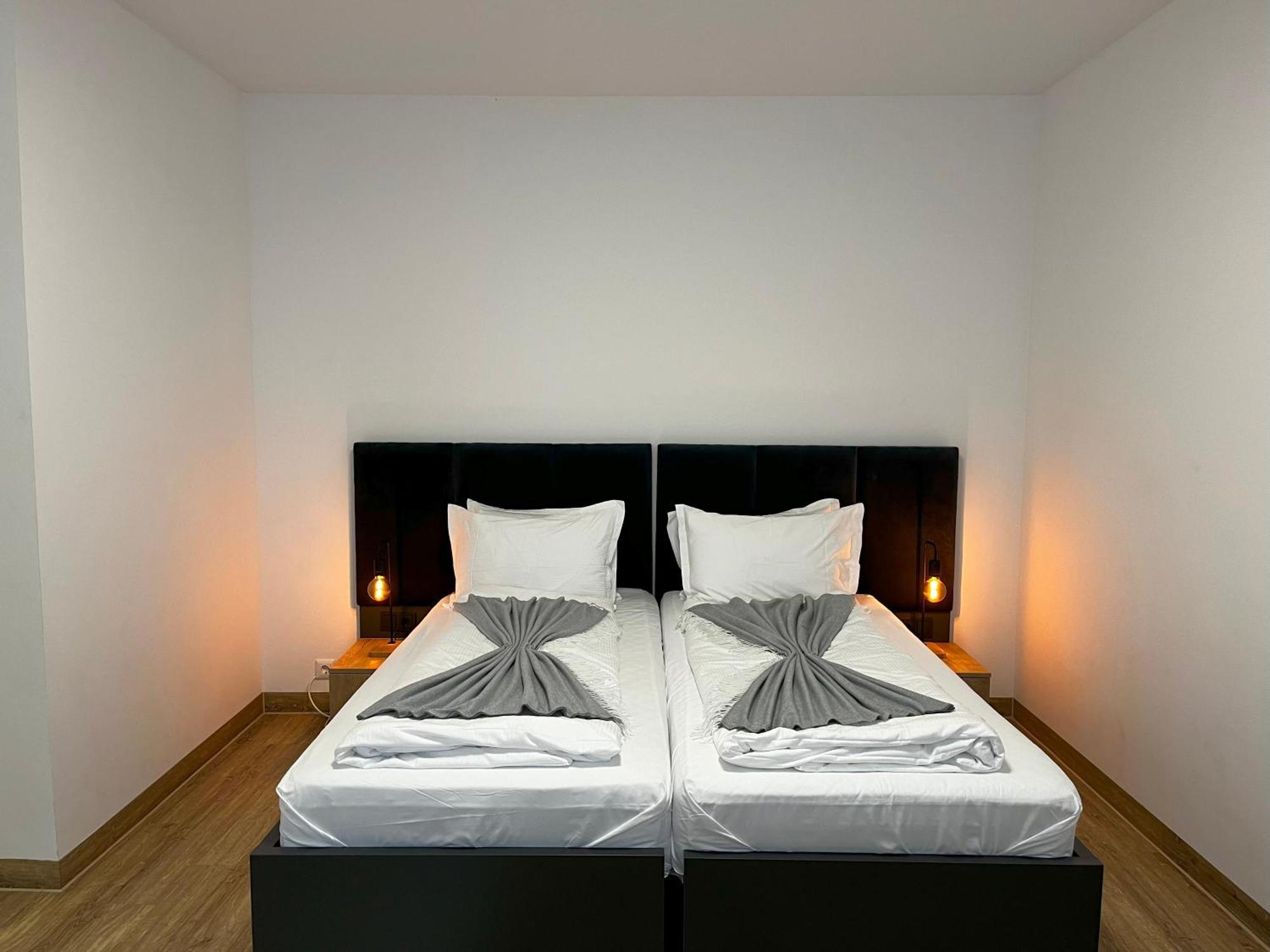 Haven Hotels - Hotel Dona Bergisch Gladbach Esterno foto