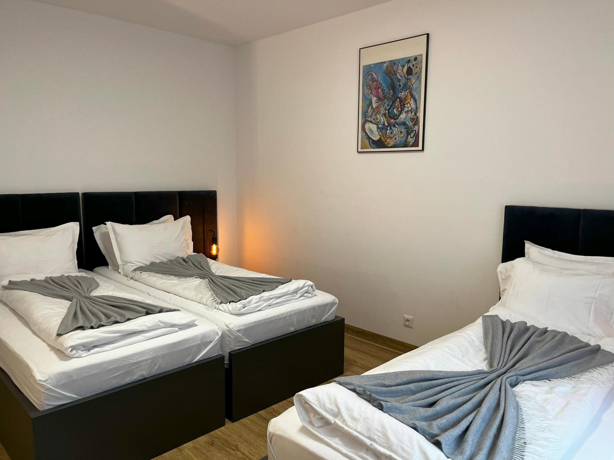 Haven Hotels - Hotel Dona Bergisch Gladbach Esterno foto